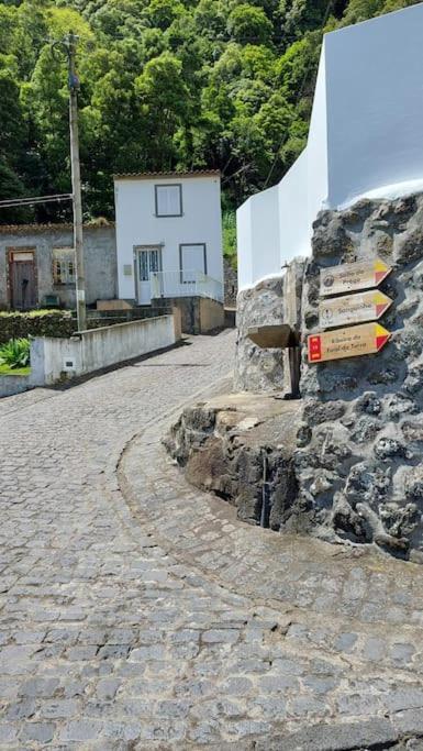 Willa Casa Do Sanguinho Faial da Terra Zewnętrze zdjęcie